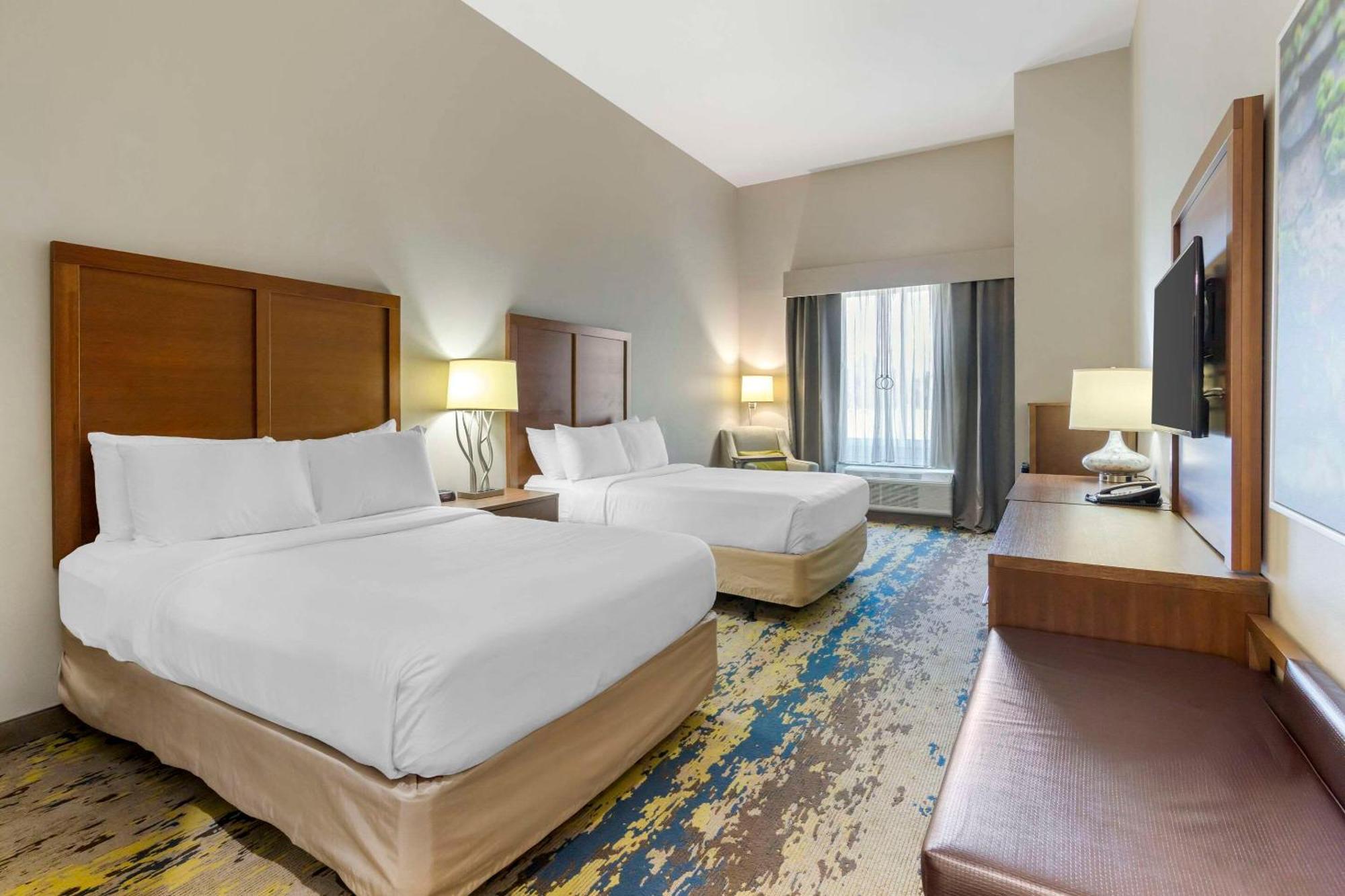 Comfort Inn & Suites Valdosta Eksteriør billede